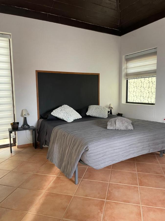 Blue Eagle Guesthouse - Casa De Hospedes Santa Maria Bagian luar foto