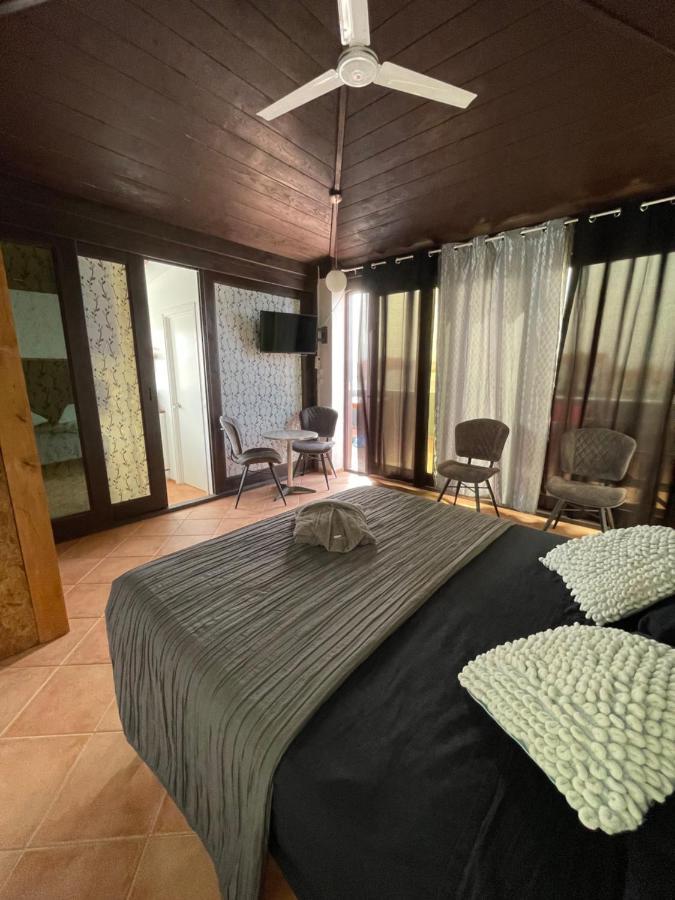 Blue Eagle Guesthouse - Casa De Hospedes Santa Maria Bagian luar foto
