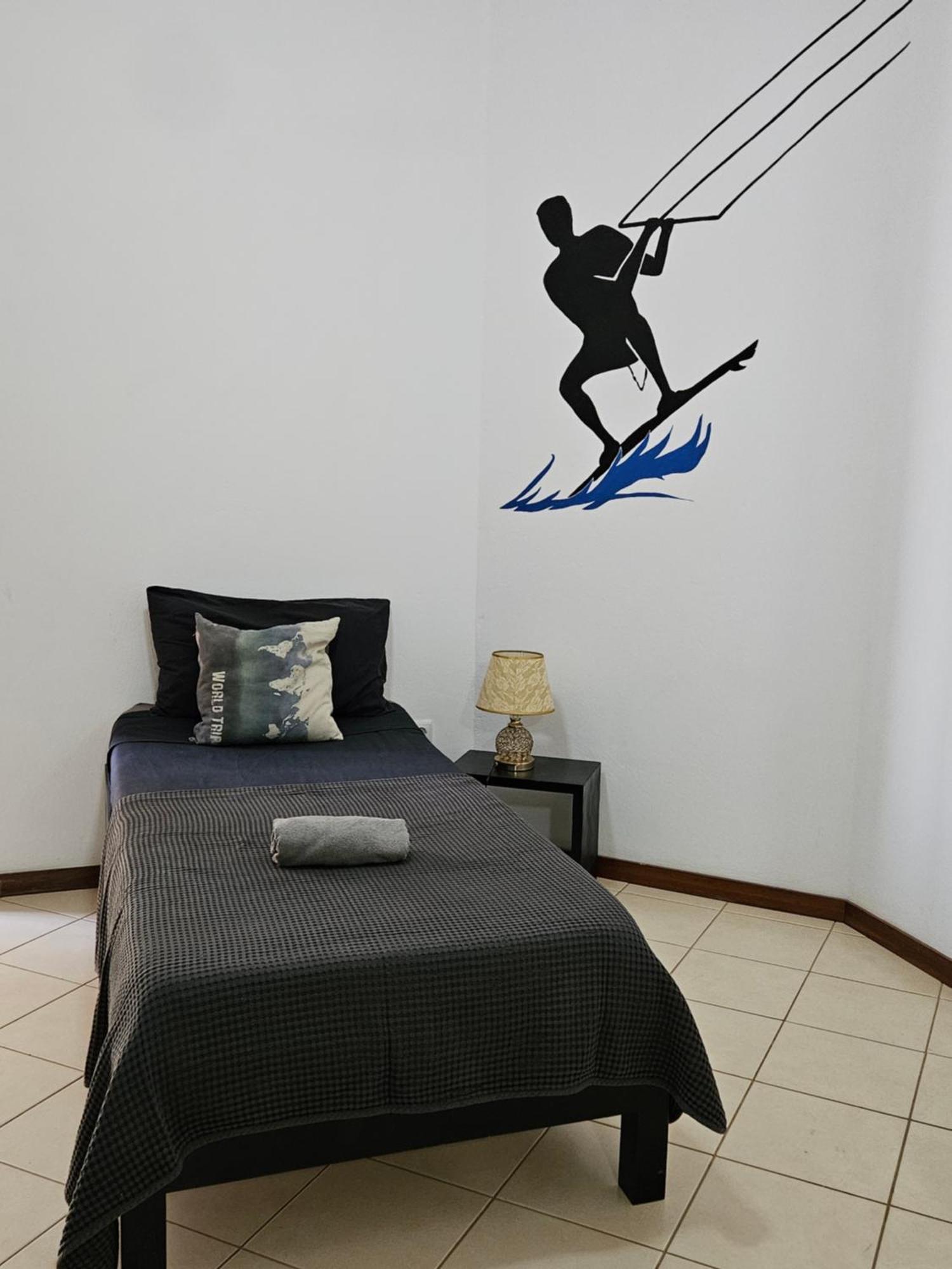 Blue Eagle Guesthouse - Casa De Hospedes Santa Maria Bagian luar foto